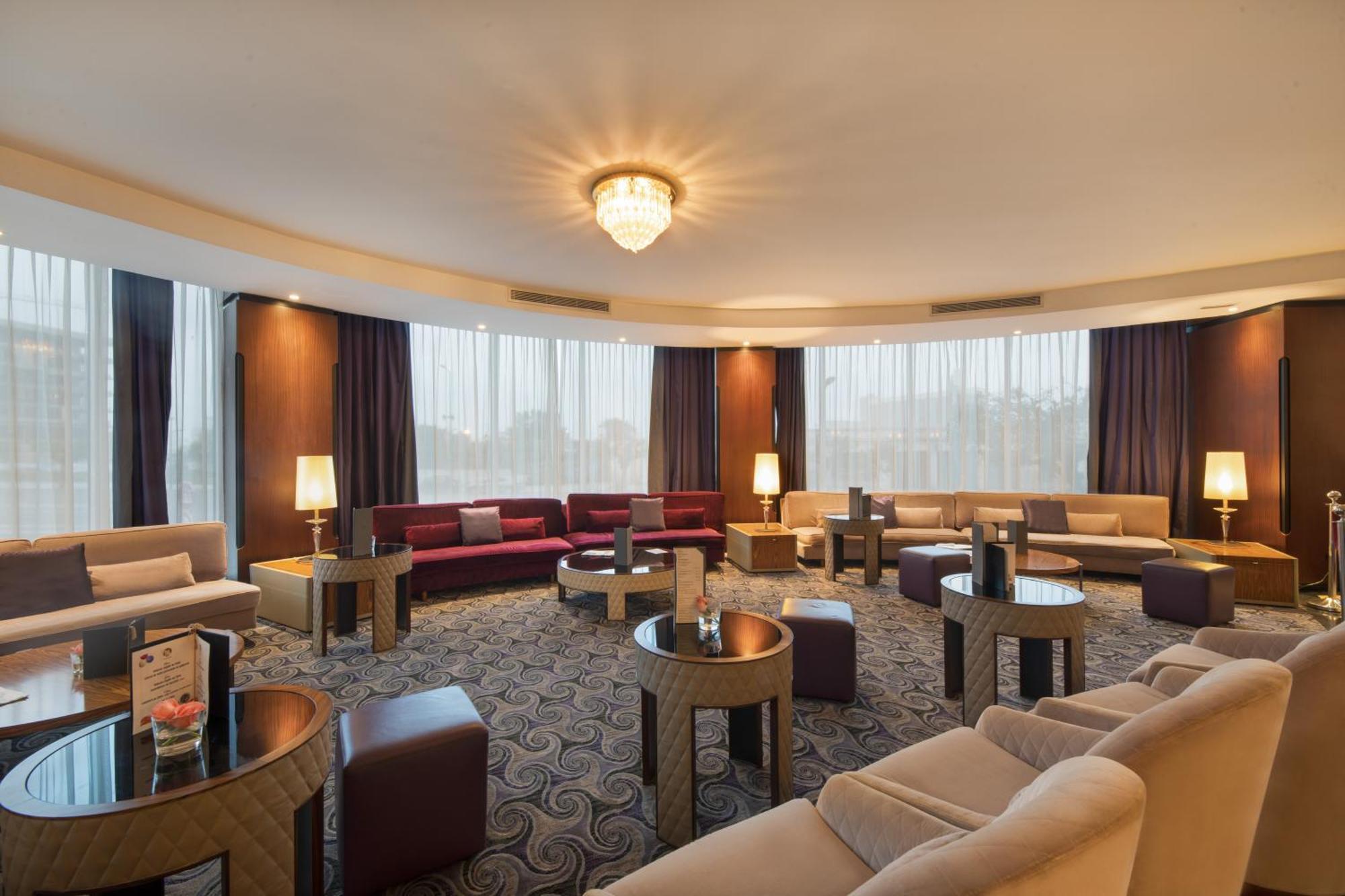 Grand Mogador City Center Καζαμπλάνκα Εξωτερικό φωτογραφία Club Lounge at the hotel